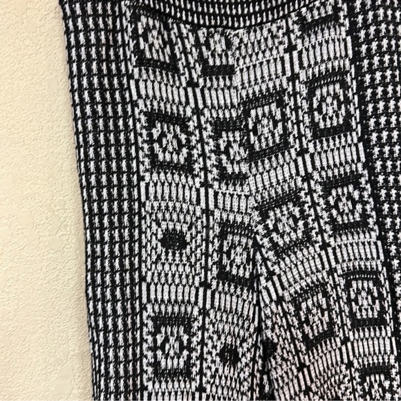 Anthropologie Cecilia Prado womans boho Abstract
Knit Wide Leg Pants Size CD - Picture 12 of 14